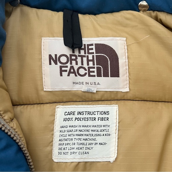 Vintage Women’s The North Face Puffer Jacket size medium - Picture 3 of 7